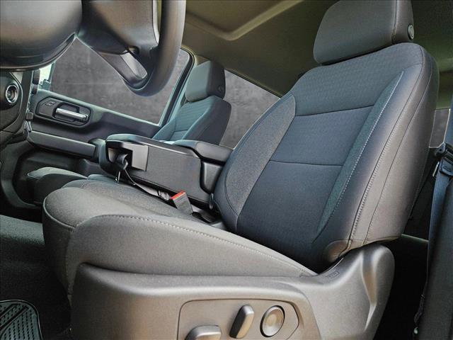 new 2025 Chevrolet Silverado 2500 car, priced at $52,985