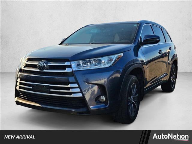used 2018 Toyota Highlander car, priced at $21,880