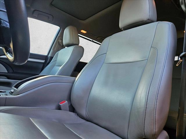 used 2018 Toyota Highlander car, priced at $21,880