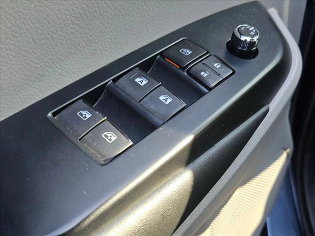 used 2018 Toyota Highlander car, priced at $21,880