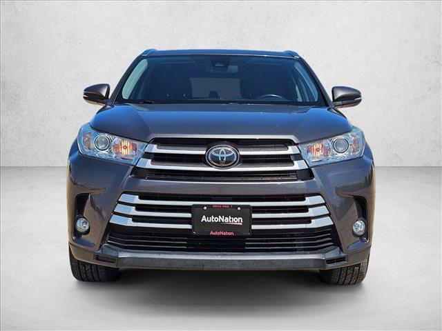used 2018 Toyota Highlander car, priced at $19,985