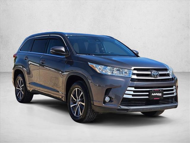 used 2018 Toyota Highlander car, priced at $19,985