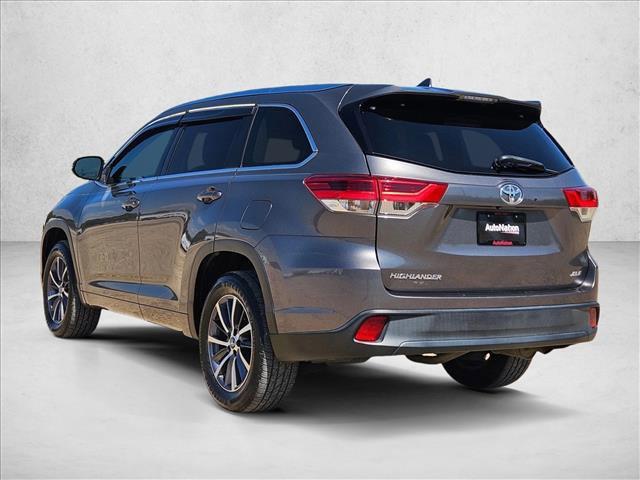 used 2018 Toyota Highlander car, priced at $19,985