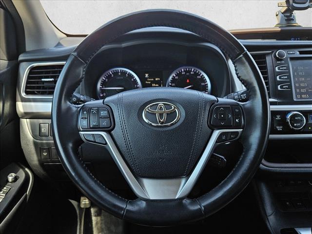 used 2018 Toyota Highlander car, priced at $19,985