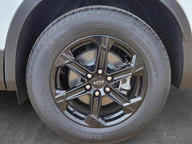 new 2025 Chevrolet Blazer car, priced at $33,985