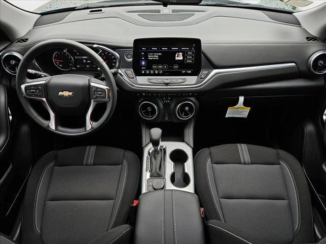 new 2025 Chevrolet Blazer car, priced at $29,985