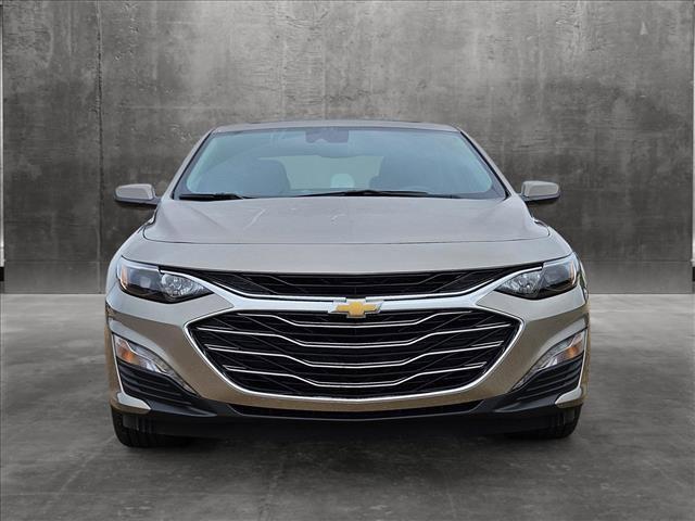 new 2024 Chevrolet Malibu car, priced at $25,527