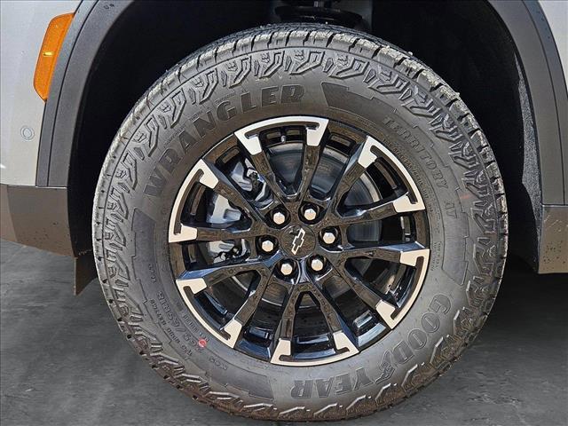 new 2025 Chevrolet Traverse car, priced at $51,985