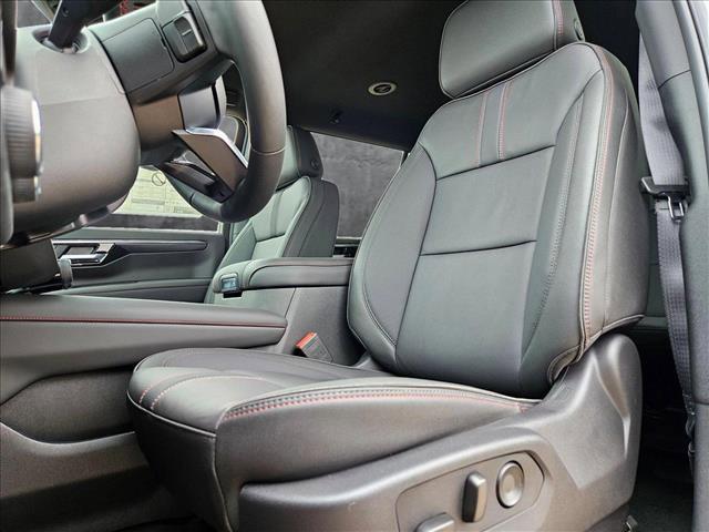 new 2025 Chevrolet Suburban car, priced at $72,146