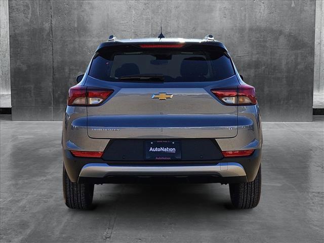 new 2025 Chevrolet TrailBlazer car, priced at $28,475