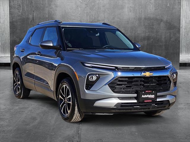 new 2025 Chevrolet TrailBlazer car, priced at $28,475