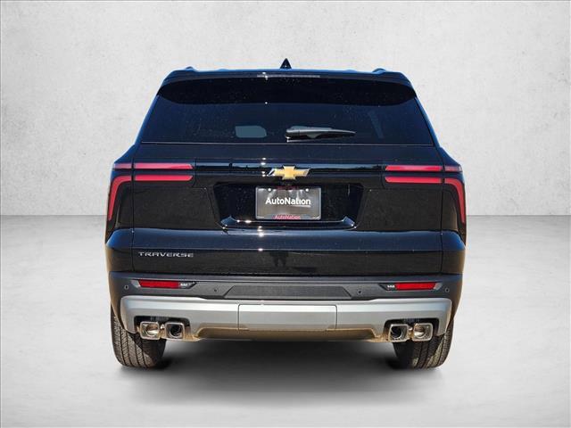 new 2026 Chevrolet Traverse car, priced at $43,120