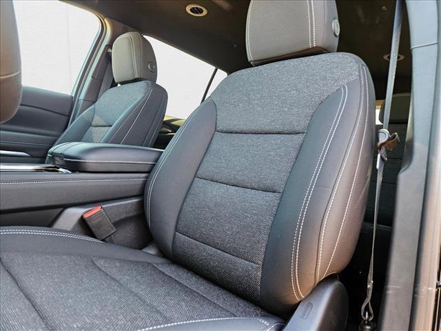 new 2026 Chevrolet Traverse car, priced at $43,120