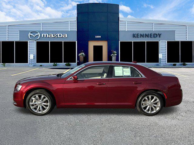 used 2022 Chrysler 300 car, priced at $29,995
