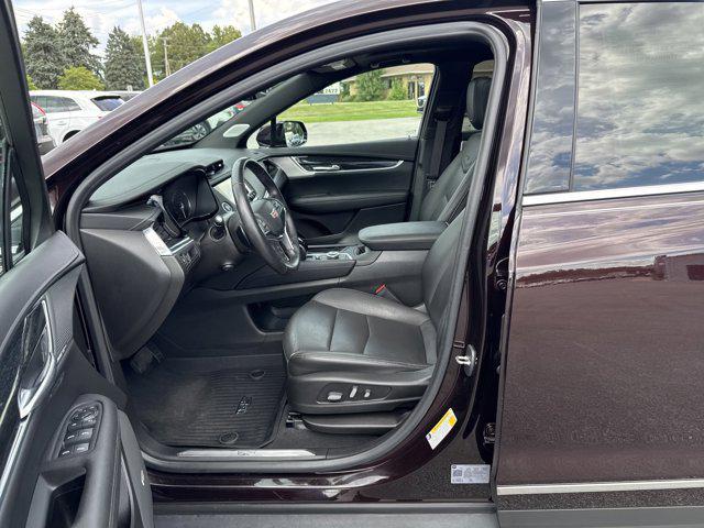 used 2021 Cadillac XT5 car, priced at $30,500