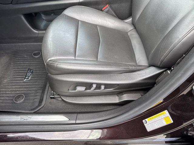 used 2021 Cadillac XT5 car, priced at $30,500