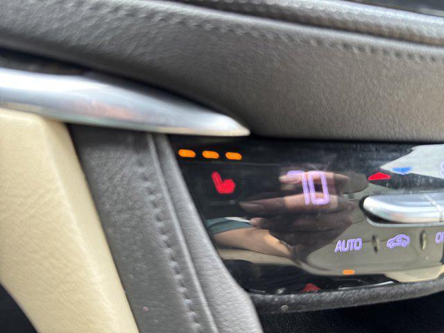 used 2018 Cadillac XT5 car, priced at $11,248