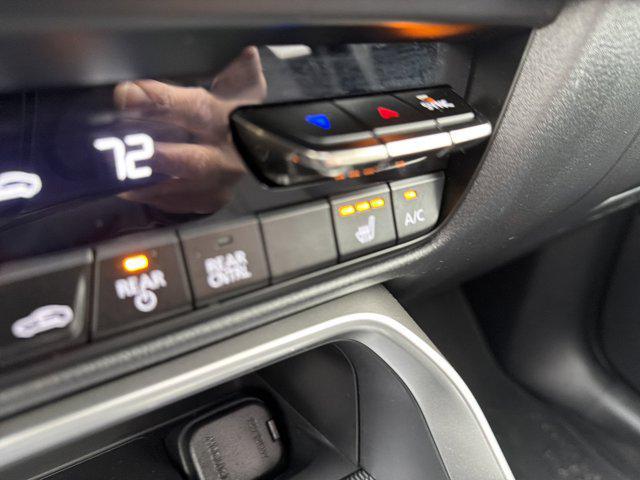 used 2025 Mazda CX-90 car, priced at $38,500