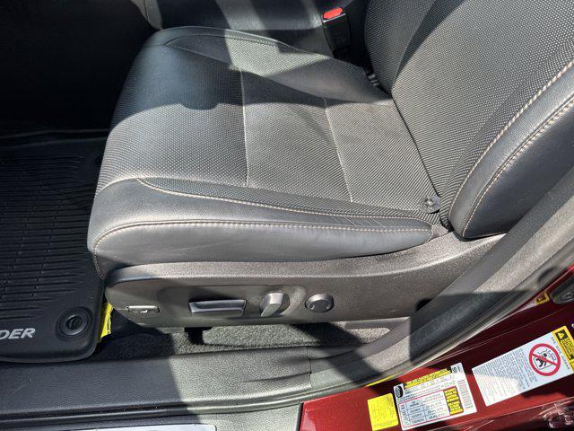 used 2018 Toyota Highlander car, priced at $27,999