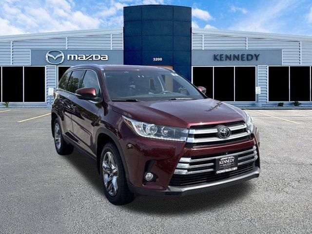 used 2018 Toyota Highlander car, priced at $28,355