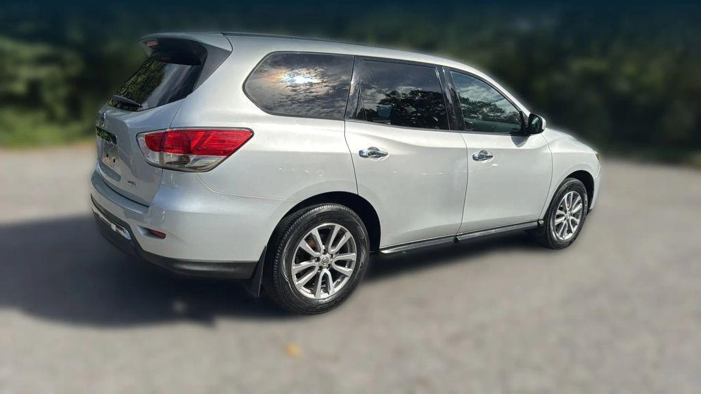 used 2015 Nissan Pathfinder car, priced at $6,495