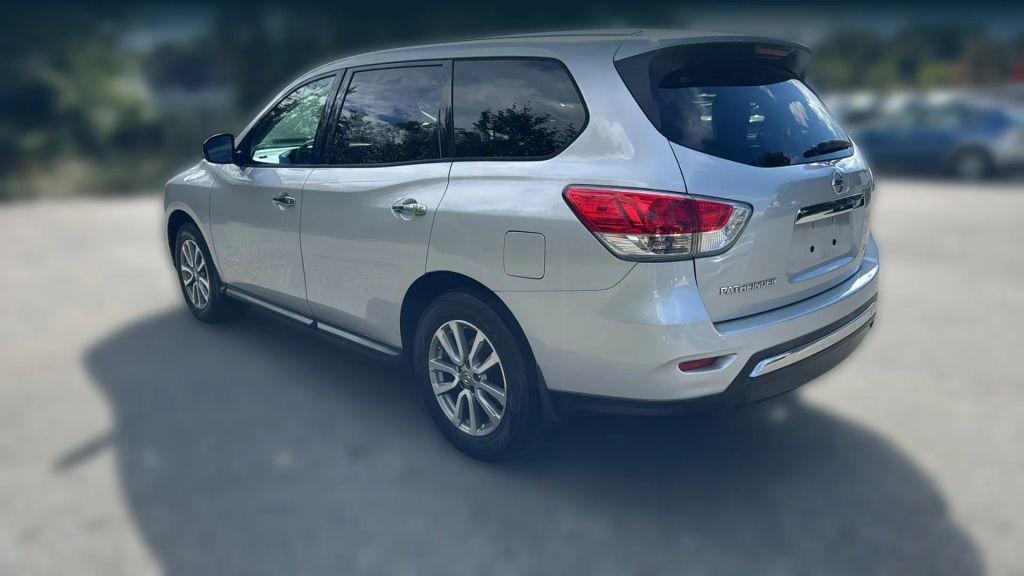 used 2015 Nissan Pathfinder car, priced at $6,495