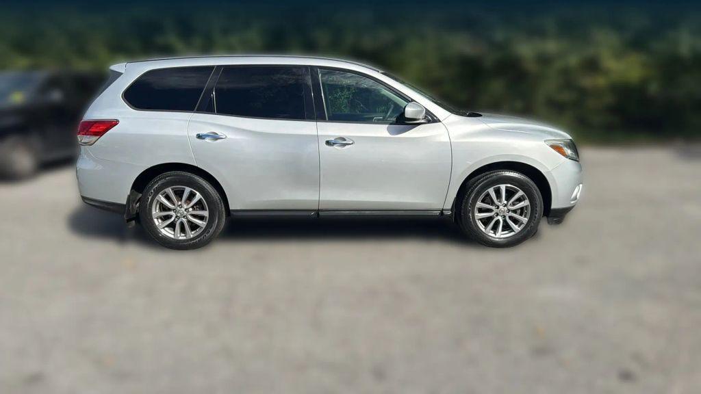 used 2015 Nissan Pathfinder car, priced at $6,495