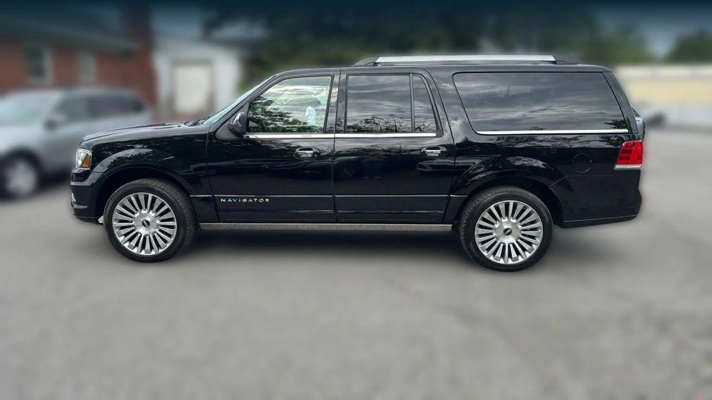 used 2017 Lincoln Navigator L car, priced at $14,995