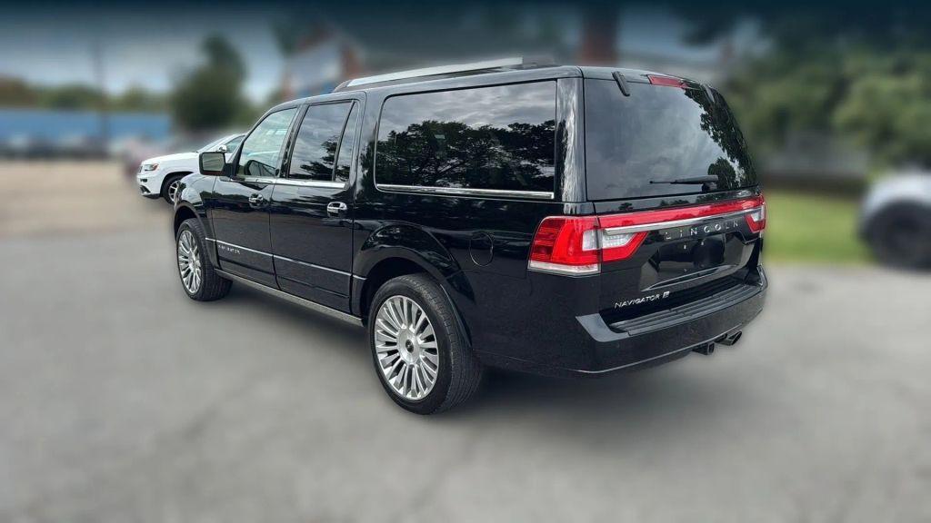 used 2017 Lincoln Navigator L car, priced at $14,995