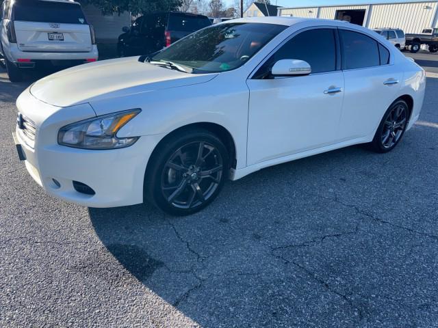 used 2014 Nissan Maxima car, priced at $5,995