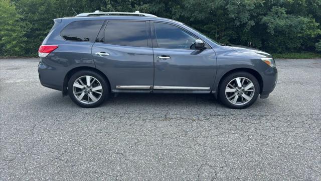 used 2014 Nissan Pathfinder car, priced at $5,995