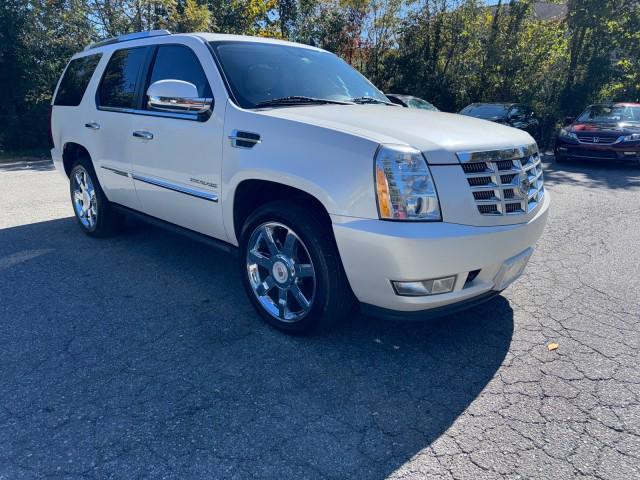 used 2011 Cadillac Escalade car, priced at $11,995