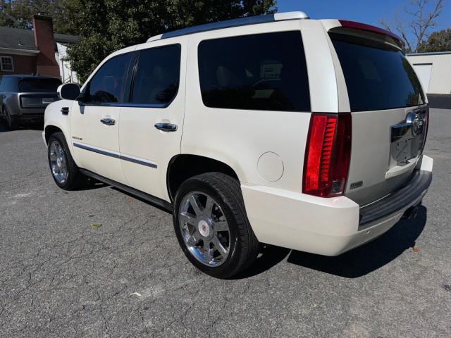 used 2011 Cadillac Escalade car, priced at $11,995