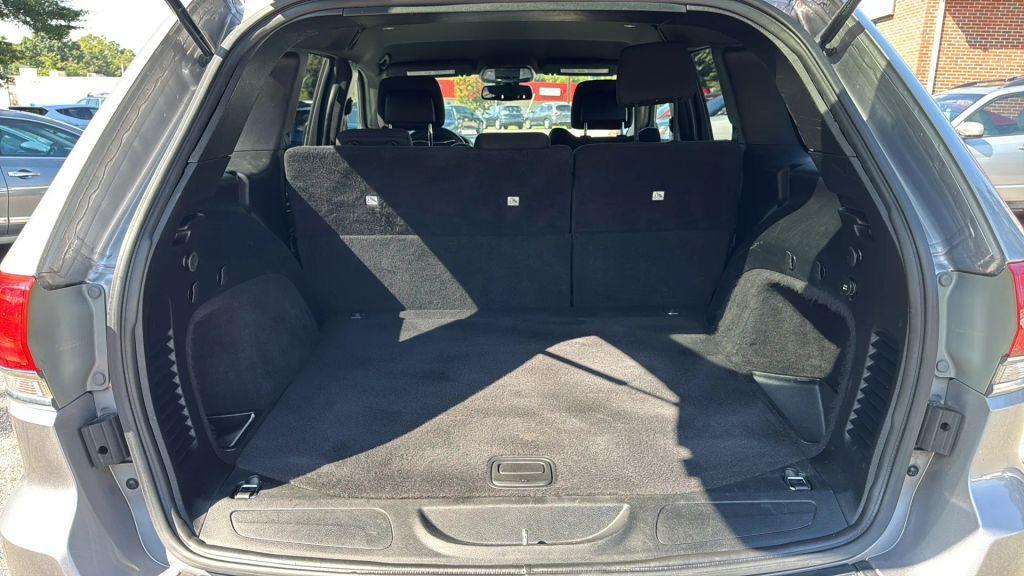 used 2016 Jeep Grand Cherokee car, priced at $11,495