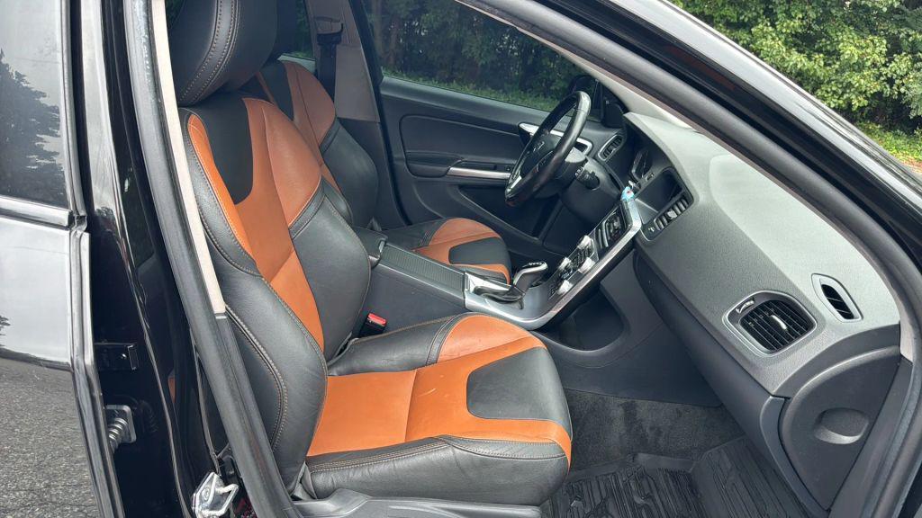 used 2017 Volvo V60 Cross Country car, priced at $12,495