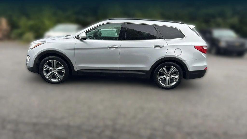 used 2015 Hyundai Santa Fe car, priced at $7,495