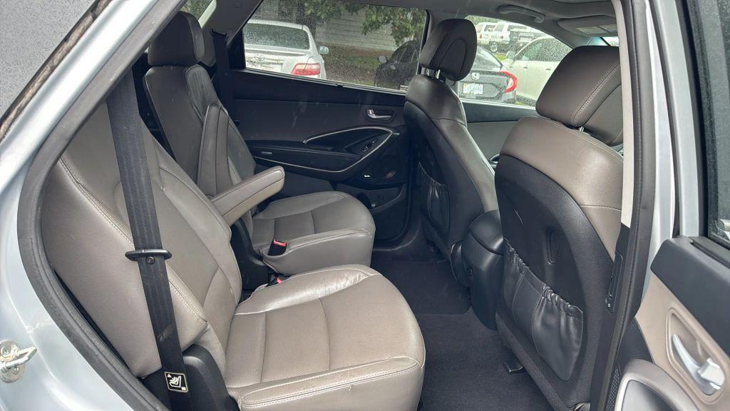 used 2015 Hyundai Santa Fe car, priced at $7,495