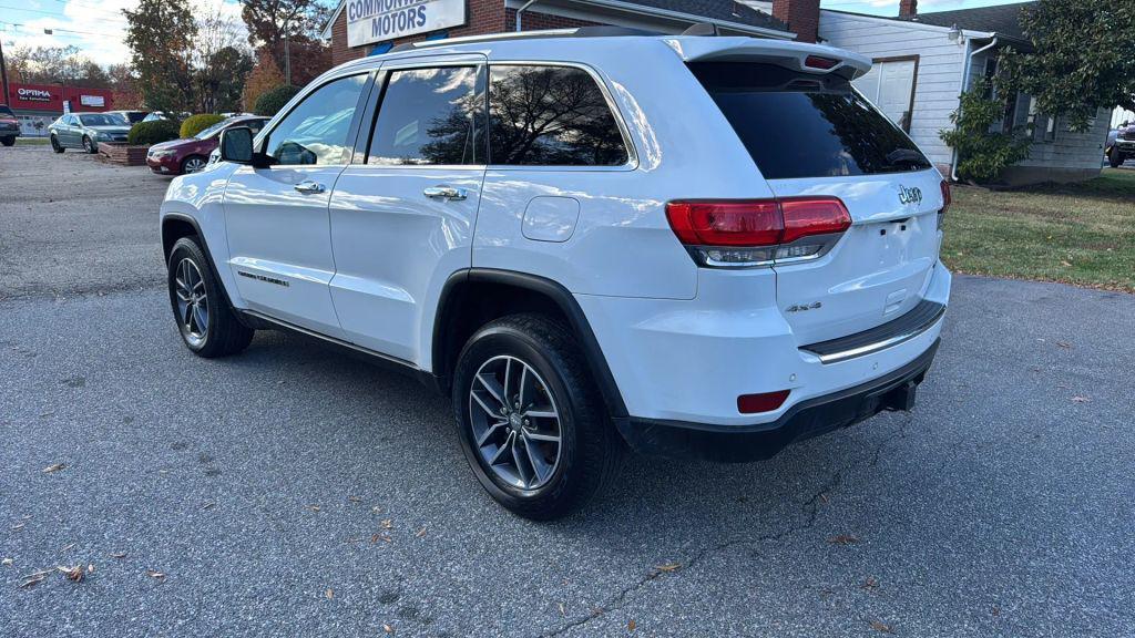 used 2018 Jeep Grand Cherokee car, priced at $11,495