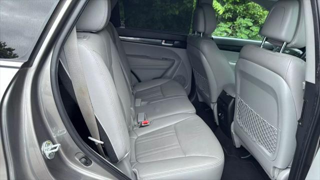 used 2015 Kia Sorento car, priced at $9,495
