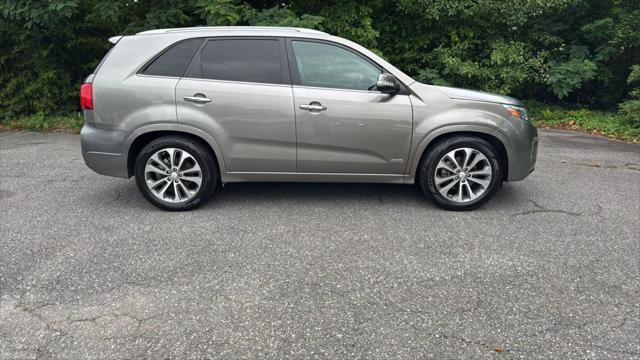 used 2015 Kia Sorento car, priced at $9,495