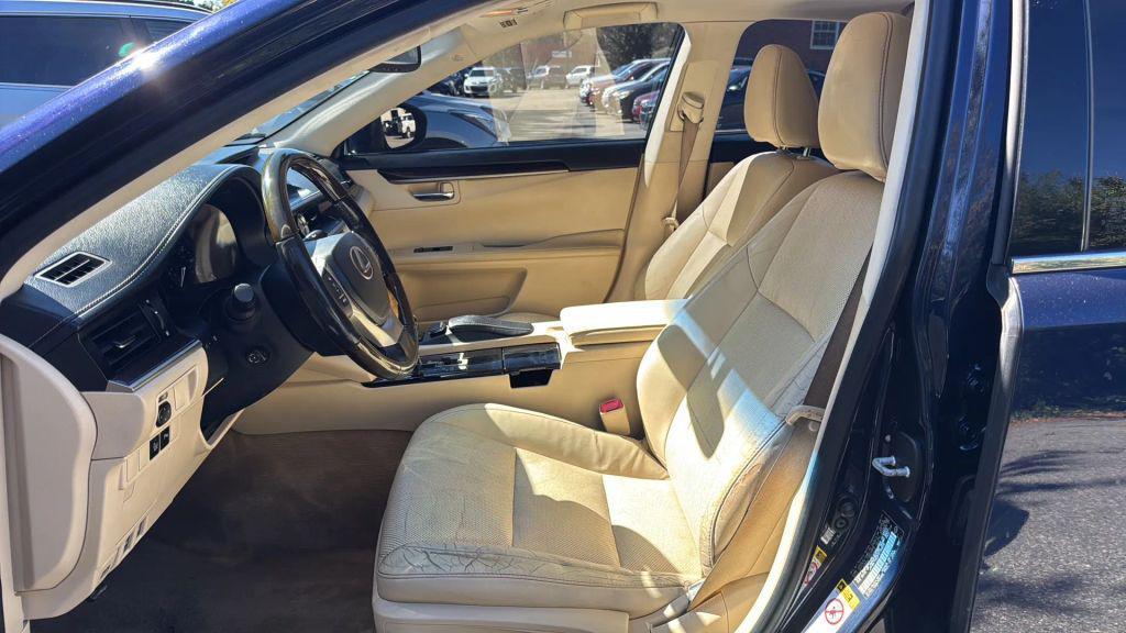 used 2015 Lexus ES 350 car, priced at $13,995