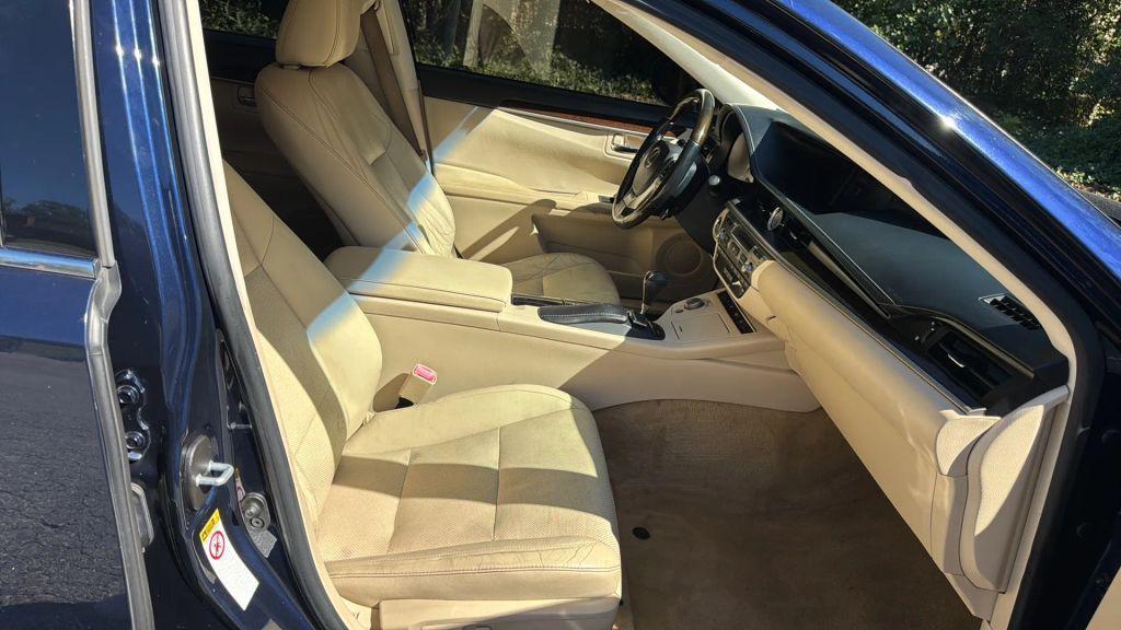 used 2015 Lexus ES 350 car, priced at $13,995