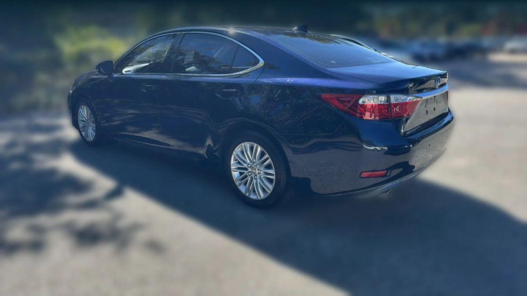 used 2015 Lexus ES 350 car, priced at $13,995