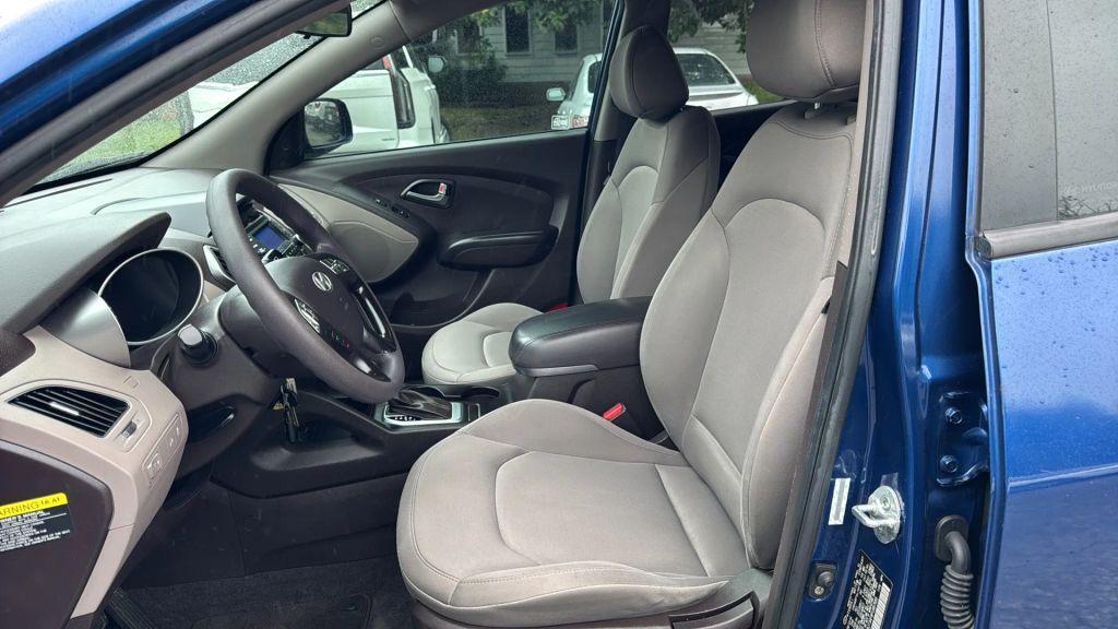 used 2015 Hyundai Tucson car, priced at $5,995