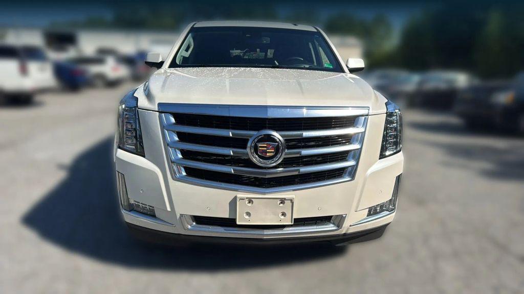 used 2015 Cadillac Escalade car, priced at $15,495