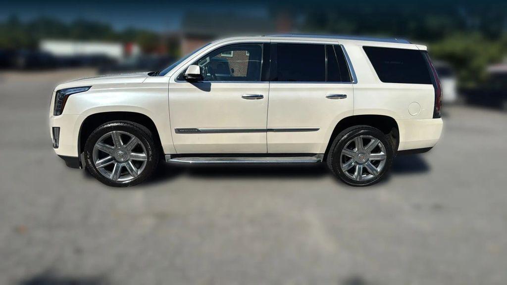 used 2015 Cadillac Escalade car, priced at $15,495