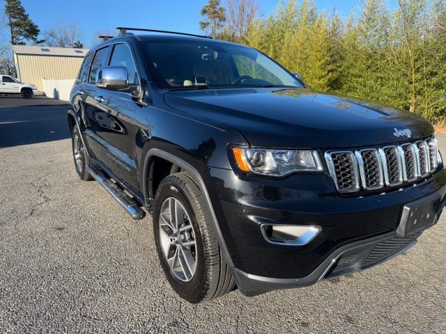 used 2017 Jeep Grand Cherokee car, priced at $11,995