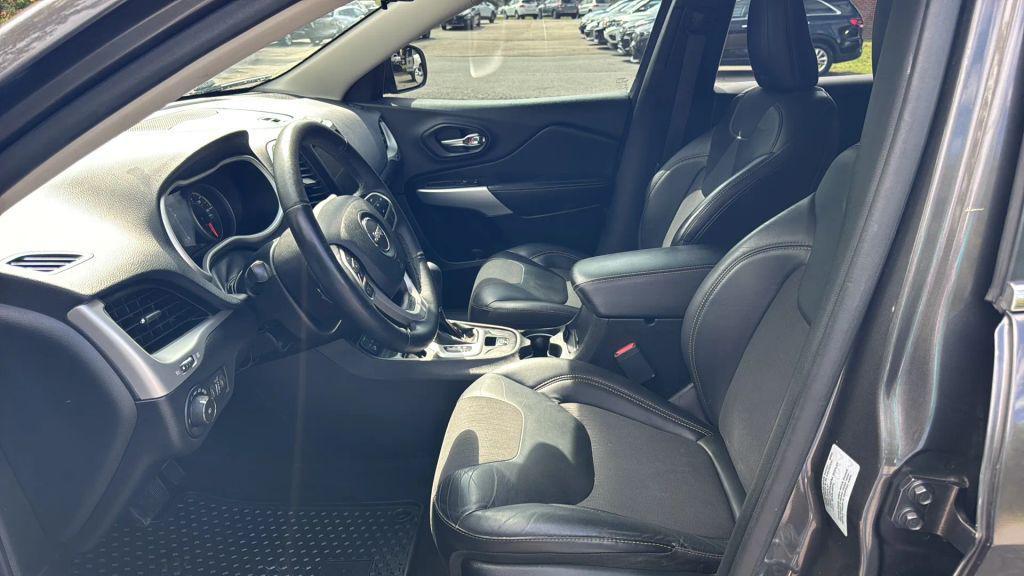 used 2018 Jeep Cherokee car, priced at $6,995