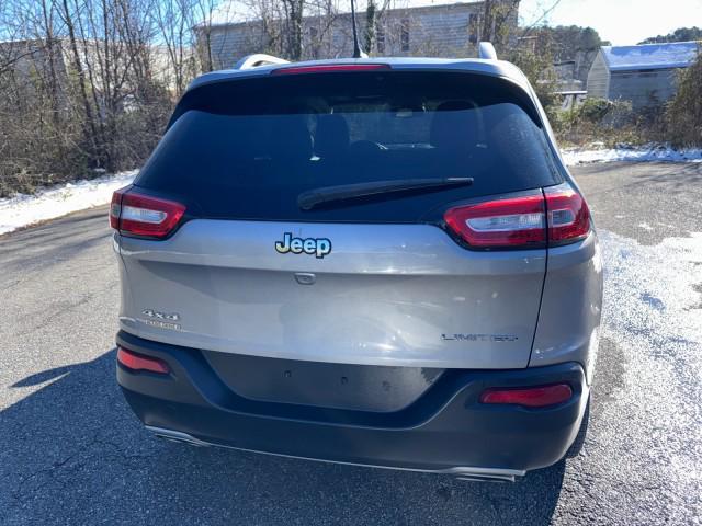 used 2015 Jeep Cherokee car, priced at $7,995