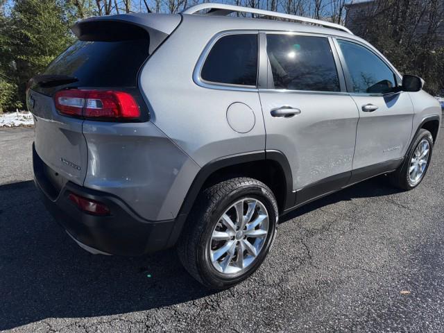 used 2015 Jeep Cherokee car, priced at $7,995